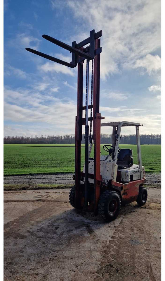 DATSUN - - QF 10 - FORKLIFT - Gabelstapler: das Bild 2 DATSUN - - QF 10 - FORKLIFT - Gabelstapler: das Bild 2