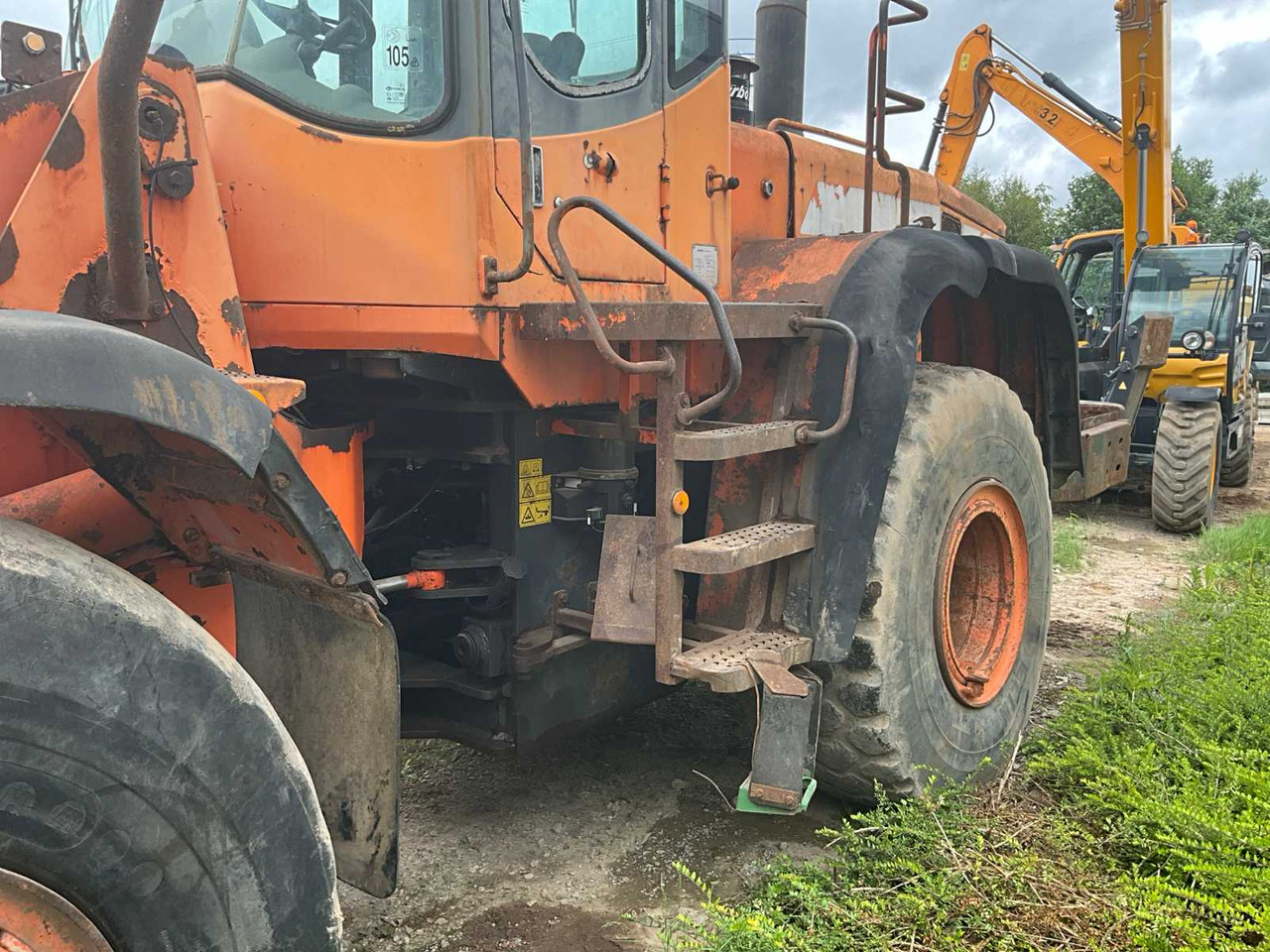 DOOSAN DL300 - Radlader: das Bild 5 DOOSAN DL300 - Radlader: das Bild 5