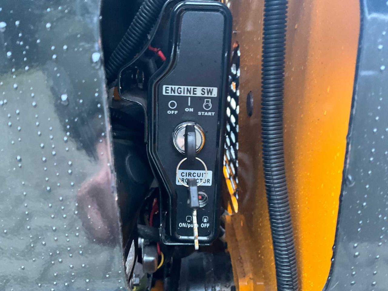 Kompaktlader DPC HT-320: das Bild 23