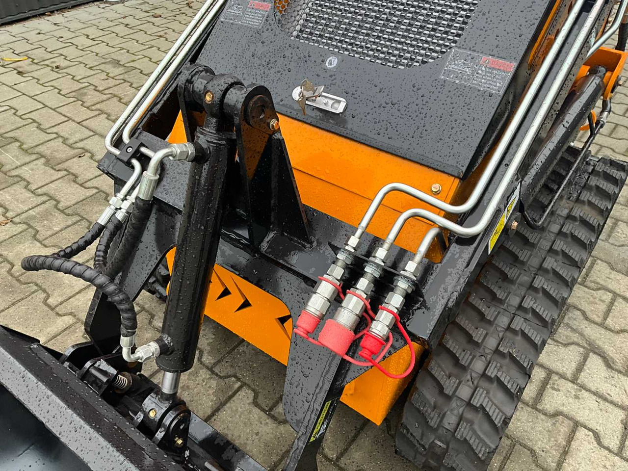 Kompaktlader DPC HT-320: das Bild 18