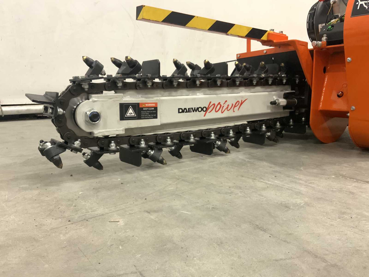 Daewoo DWFTR15-100 - Grabenbagger/ Grabenfräse: das Bild 4 Daewoo DWFTR15-100 - Grabenbagger/ Grabenfräse: das Bild 4