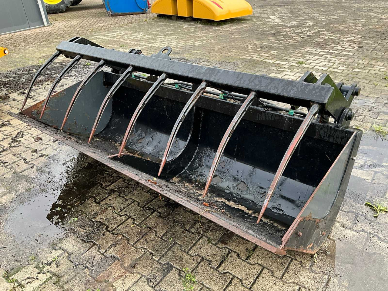 De Vos PBZ2300 - Frontlader für Traktor: das Bild 4 De Vos PBZ2300 - Frontlader für Traktor: das Bild 4