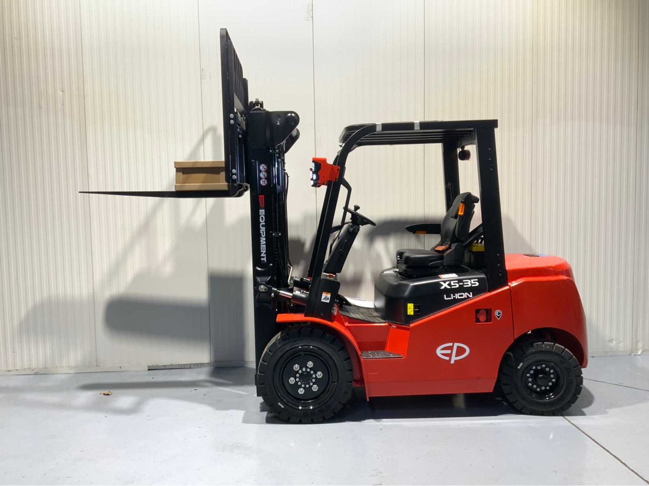 Gabelstapler EP 3500KG LIFTING CAPACITY- 4.8 METER PLYWOOD, FREE-LIFT, SIDE-SHIFT FORKLIFT: das Bild 7 Gabelstapler EP 3500KG LIFTING CAPACITY- 4.8 METER PLYWOOD, FREE-LIFT, SIDE-SHIFT FORKLIFT: das Bild 7