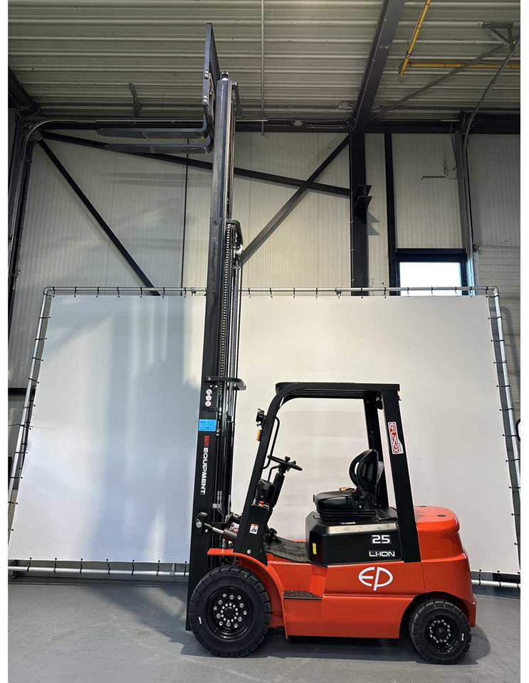 Gabelstapler EP - EFL 252 X - FORK POSITIONER, SIDESHIFT, TRIPLEX, FORKLIFT 2025: das Bild 6 Gabelstapler EP - EFL 252 X - FORK POSITIONER, SIDESHIFT, TRIPLEX, FORKLIFT 2025: das Bild 6
