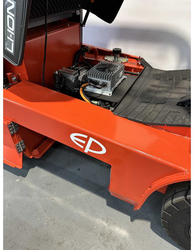 Gabelstapler EP - EFL 252 X - FORK POSITIONER, SIDESHIFT, TRIPLEX, FORKLIFT 2025: das Bild 10 Gabelstapler EP - EFL 252 X - FORK POSITIONER, SIDESHIFT, TRIPLEX, FORKLIFT 2025: das Bild 10