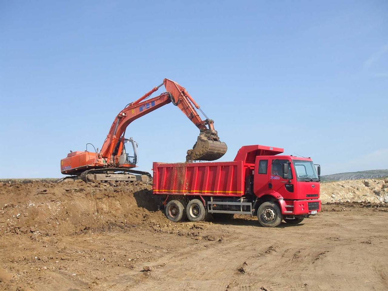 FORD - Muldenkipper/ Dumper: das Bild 3 FORD - Muldenkipper/ Dumper: das Bild 3