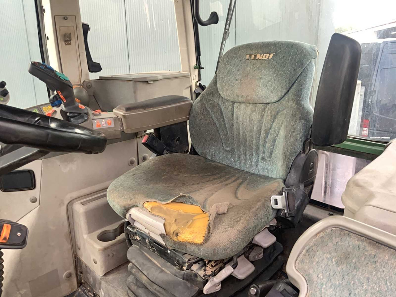 Traktor Fendt 718 Vario: das Bild 24
