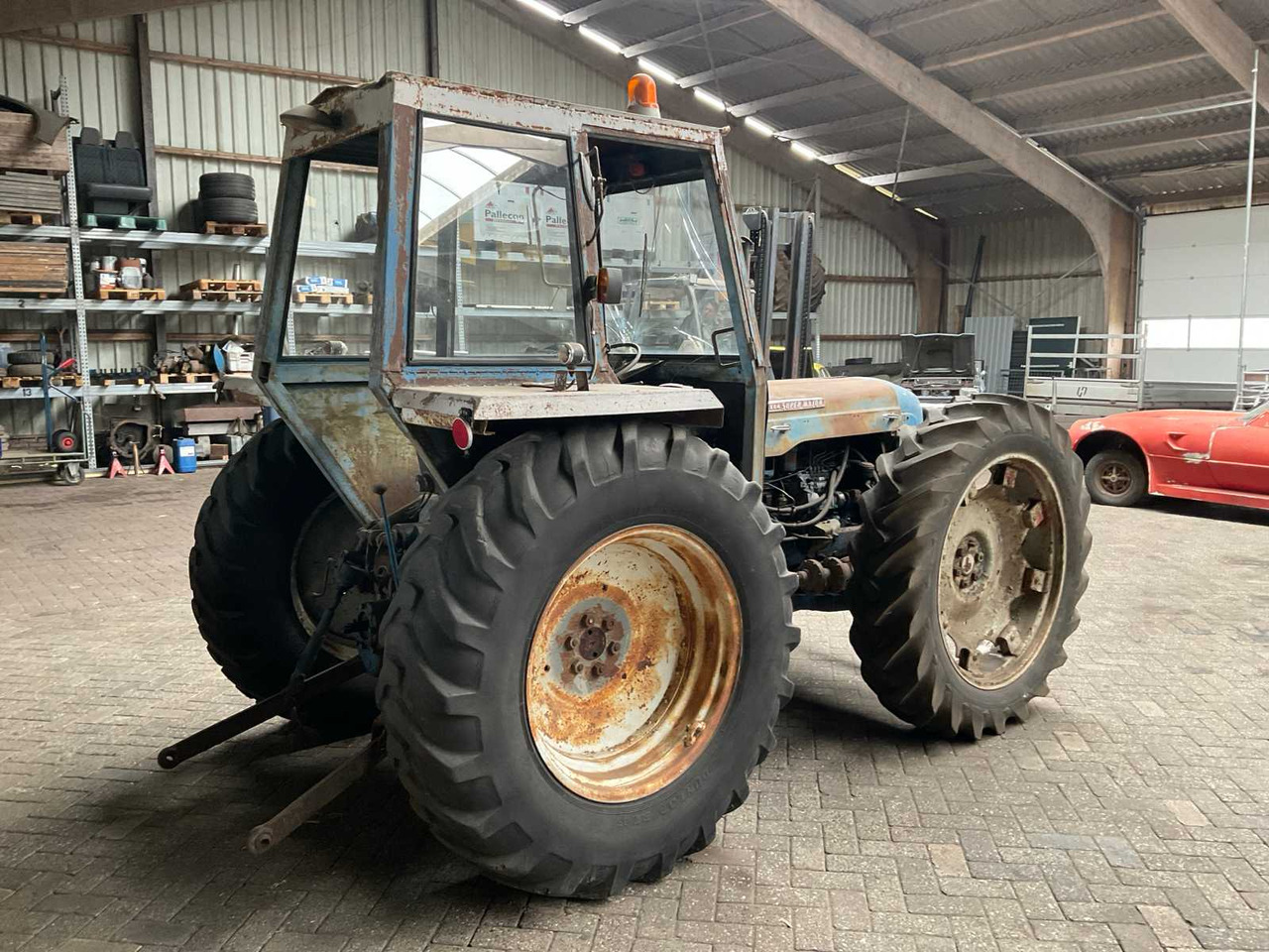 Fordson Major County Super 4 - Traktor: das Bild 3 Fordson Major County Super 4 - Traktor: das Bild 3