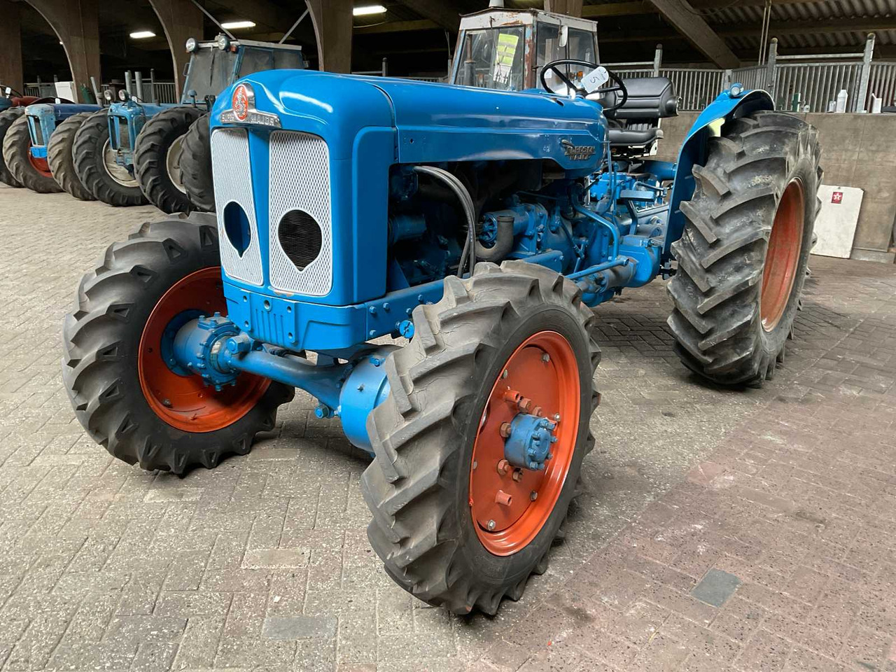 Fordson Super Major Roadless - Traktor: das Bild 1 Fordson Super Major Roadless - Traktor: das Bild 1
