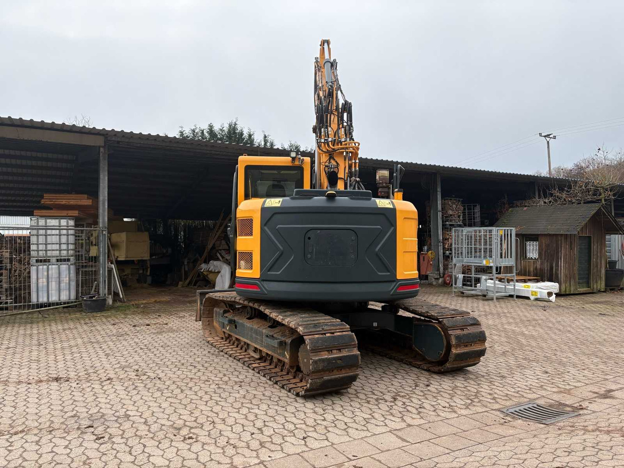 HYUNDAI HX145LCR – SHORT TAIL SWING CRAWLER EXCAVATOR - Bagger: das Bild 4 HYUNDAI HX145LCR – SHORT TAIL SWING CRAWLER EXCAVATOR - Bagger: das Bild 4