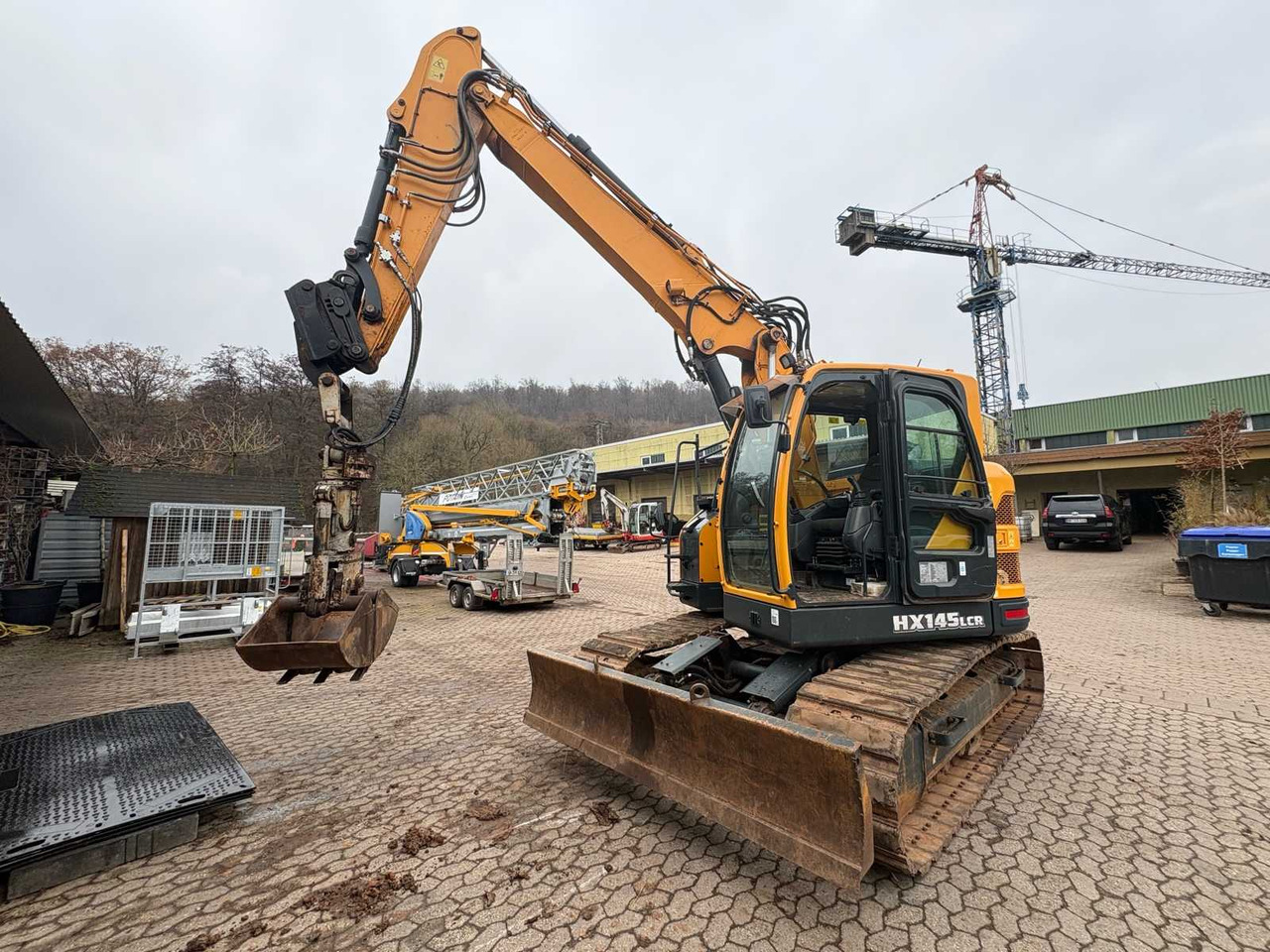 HYUNDAI HX145LCR – SHORT TAIL SWING CRAWLER EXCAVATOR - Bagger: das Bild 1 HYUNDAI HX145LCR – SHORT TAIL SWING CRAWLER EXCAVATOR - Bagger: das Bild 1