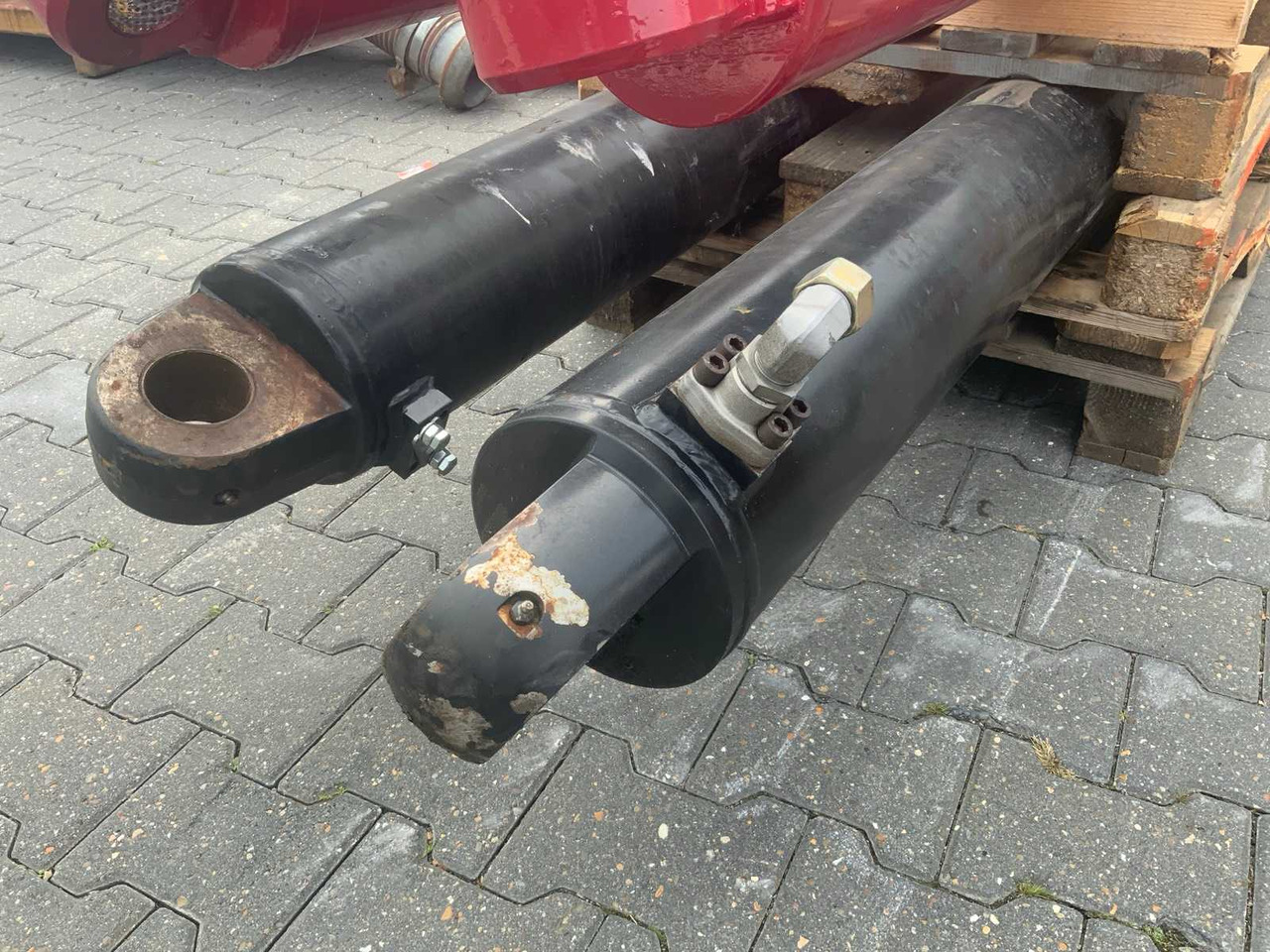 Hydraulic cylinder (2x) - Düngetechnik: das Bild 3 Hydraulic cylinder (2x) - Düngetechnik: das Bild 3