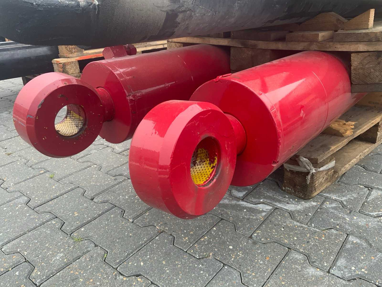 Hydraulic cylinder (2x) - Düngetechnik: das Bild 3 Hydraulic cylinder (2x) - Düngetechnik: das Bild 3