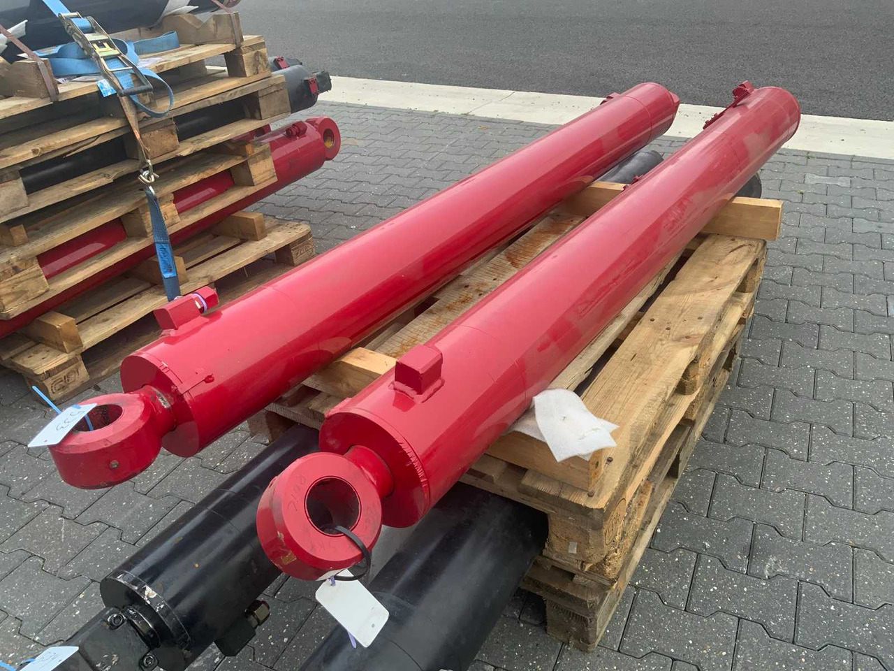 Hydraulic cylinder (2x) - Düngetechnik: das Bild 3 Hydraulic cylinder (2x) - Düngetechnik: das Bild 3