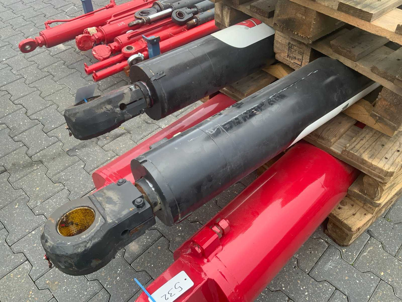 Hyva - Düngetechnik: das Bild 4 Hyva - Düngetechnik: das Bild 4