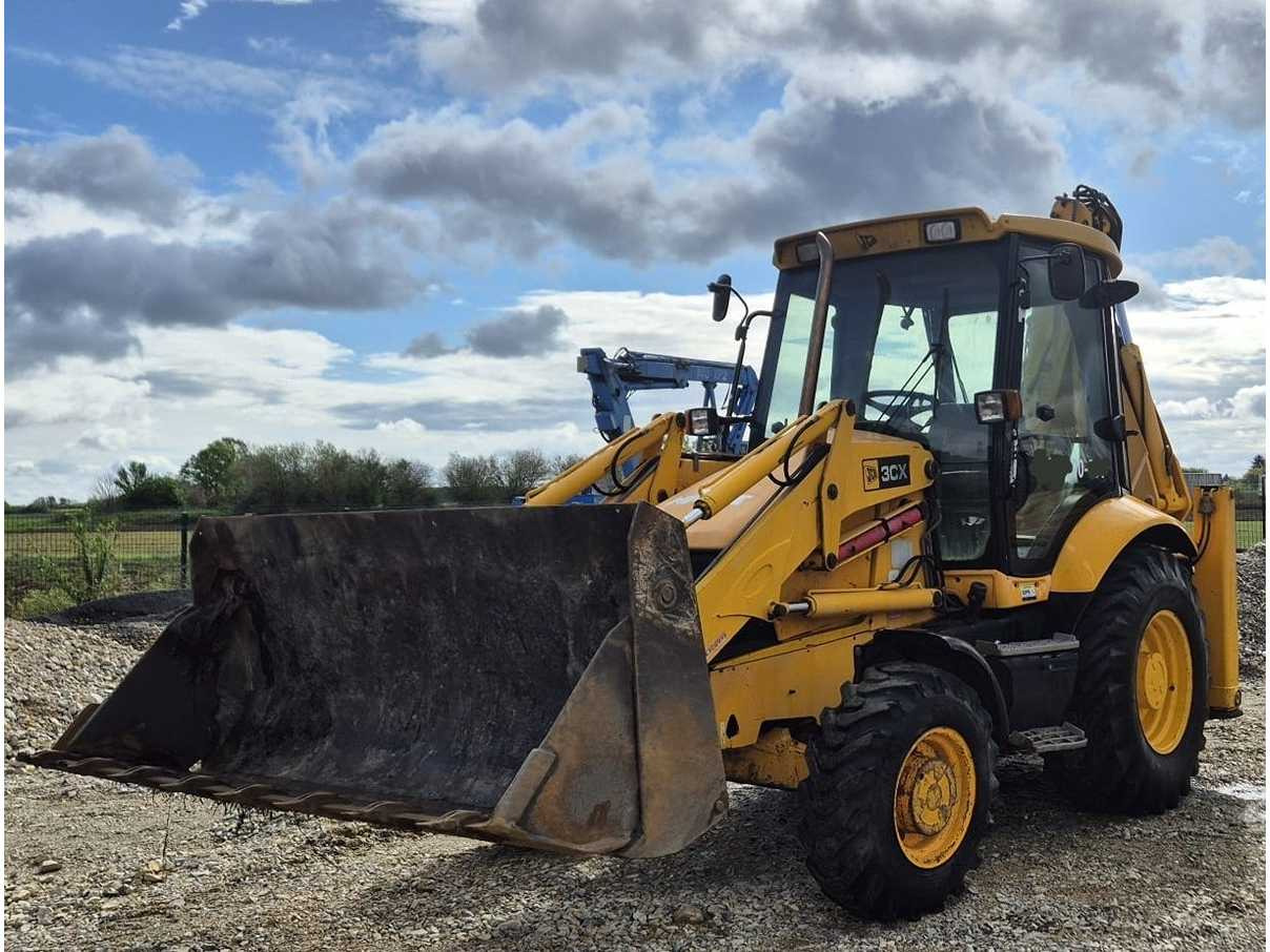 JCB 3CX-4T - Baggerlader: das Bild 5 JCB 3CX-4T - Baggerlader: das Bild 5