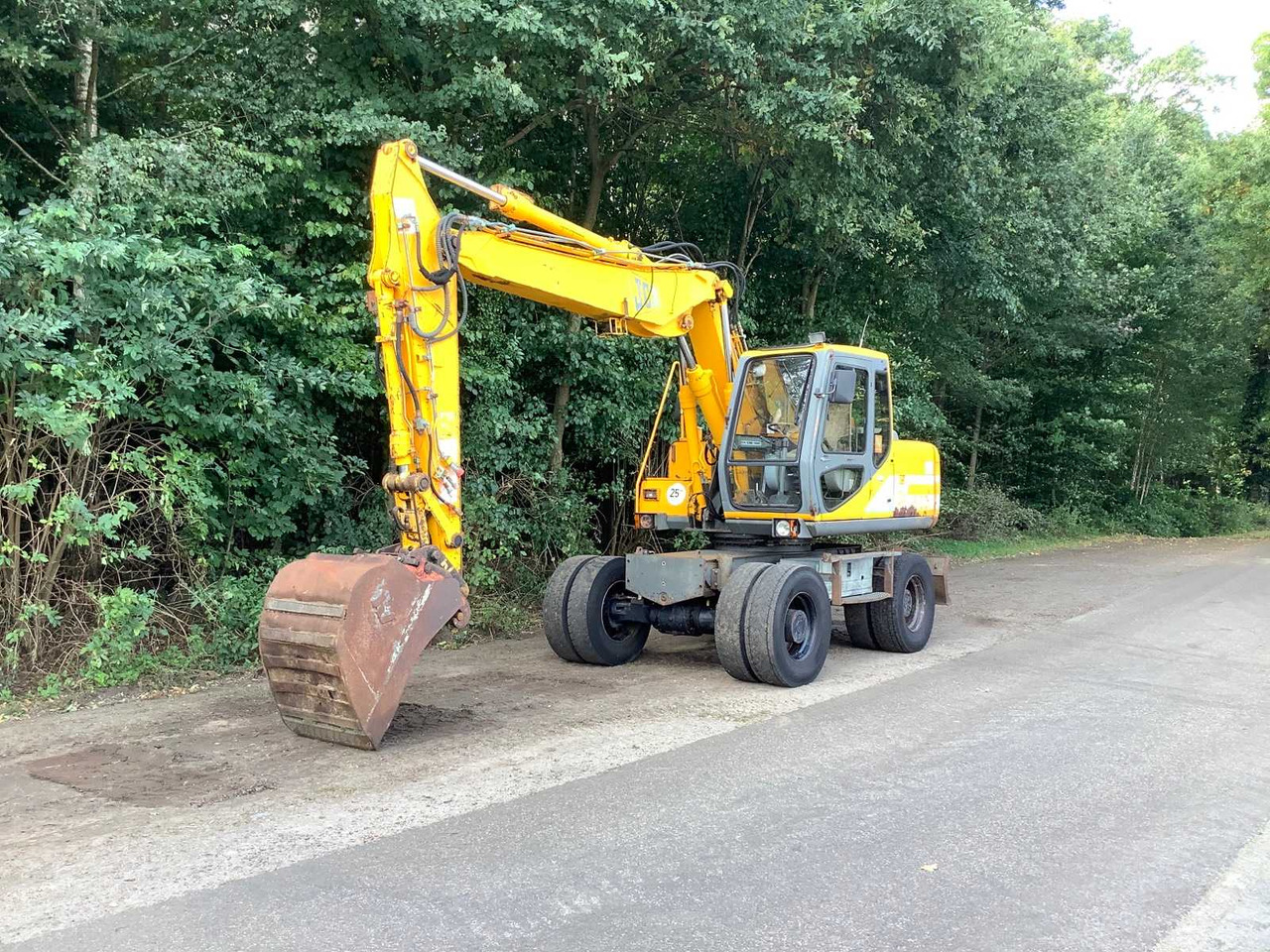 JCB JS130W - Mobilbagger: das Bild 1 JCB JS130W - Mobilbagger: das Bild 1