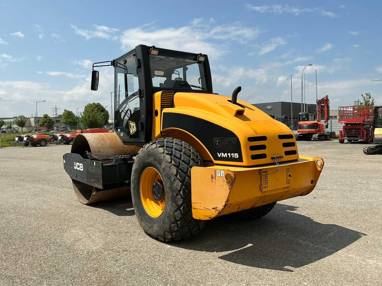 JCB VM115 - Straßenwalze: das Bild 3 JCB VM115 - Straßenwalze: das Bild 3