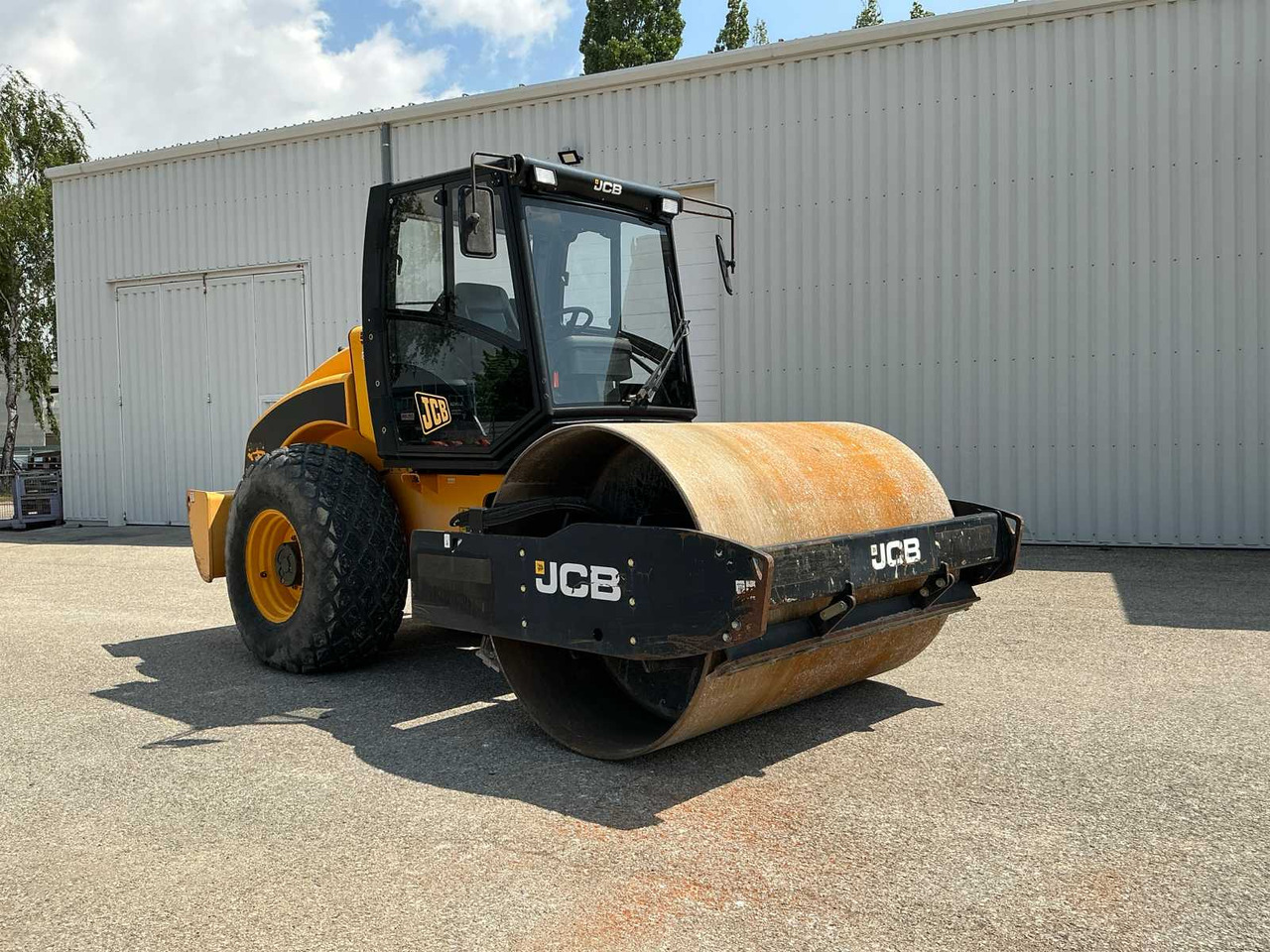 JCB VM115 - Straßenwalze: das Bild 1 JCB VM115 - Straßenwalze: das Bild 1