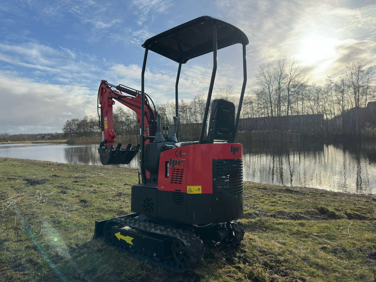 JPC HT12 R - Minibagger: das Bild 4 JPC HT12 R - Minibagger: das Bild 4