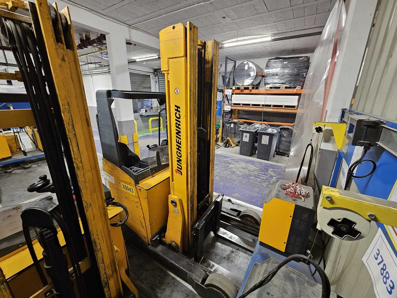 JUNGHEINRICH - 2007 - ETV 325 - FORKLIFT - Gabelstapler: das Bild 5 JUNGHEINRICH - 2007 - ETV 325 - FORKLIFT - Gabelstapler: das Bild 5