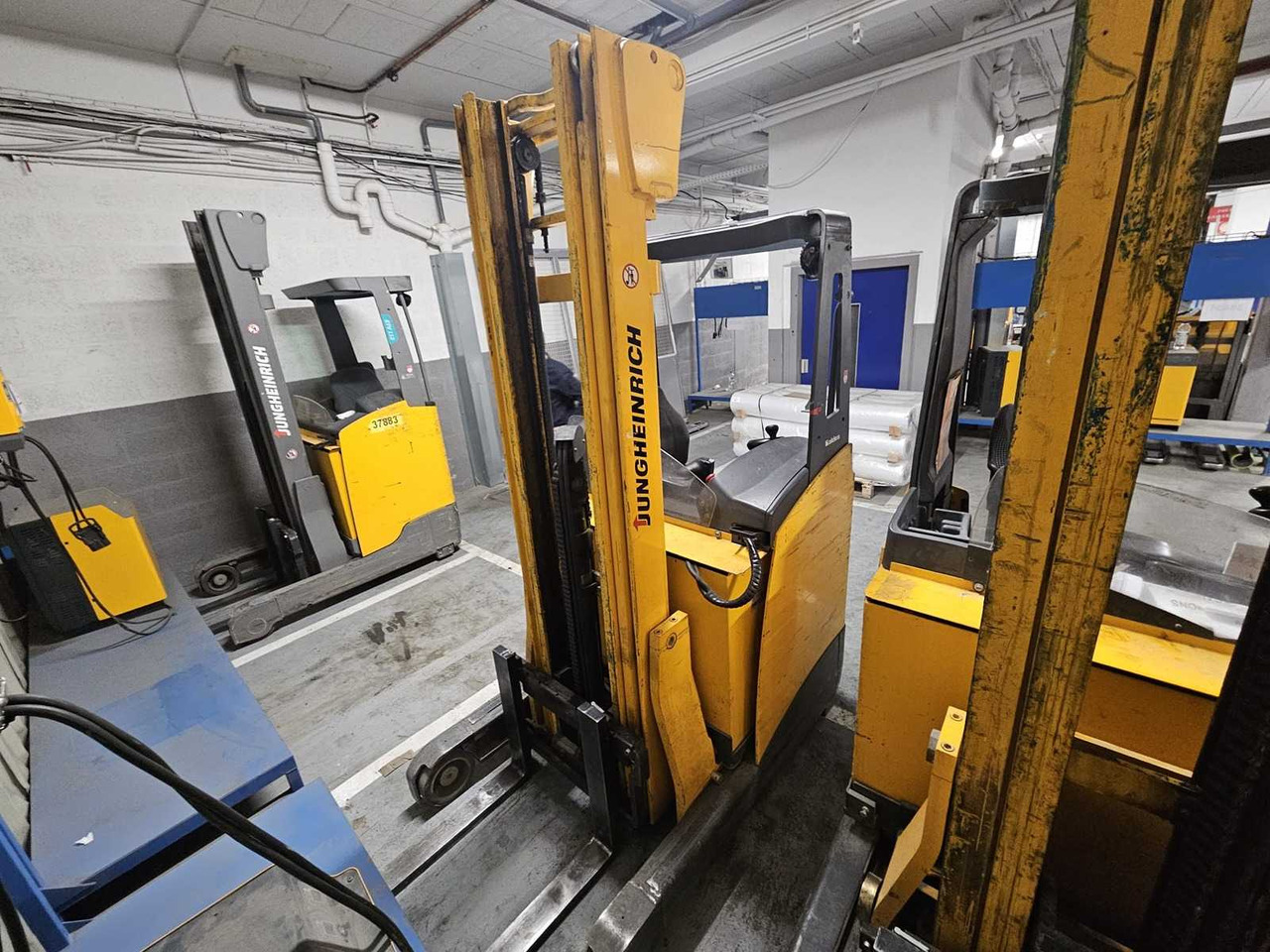 JUNGHEINRICH REACH TRUCK - Gabelstapler: das Bild 5 JUNGHEINRICH REACH TRUCK - Gabelstapler: das Bild 5