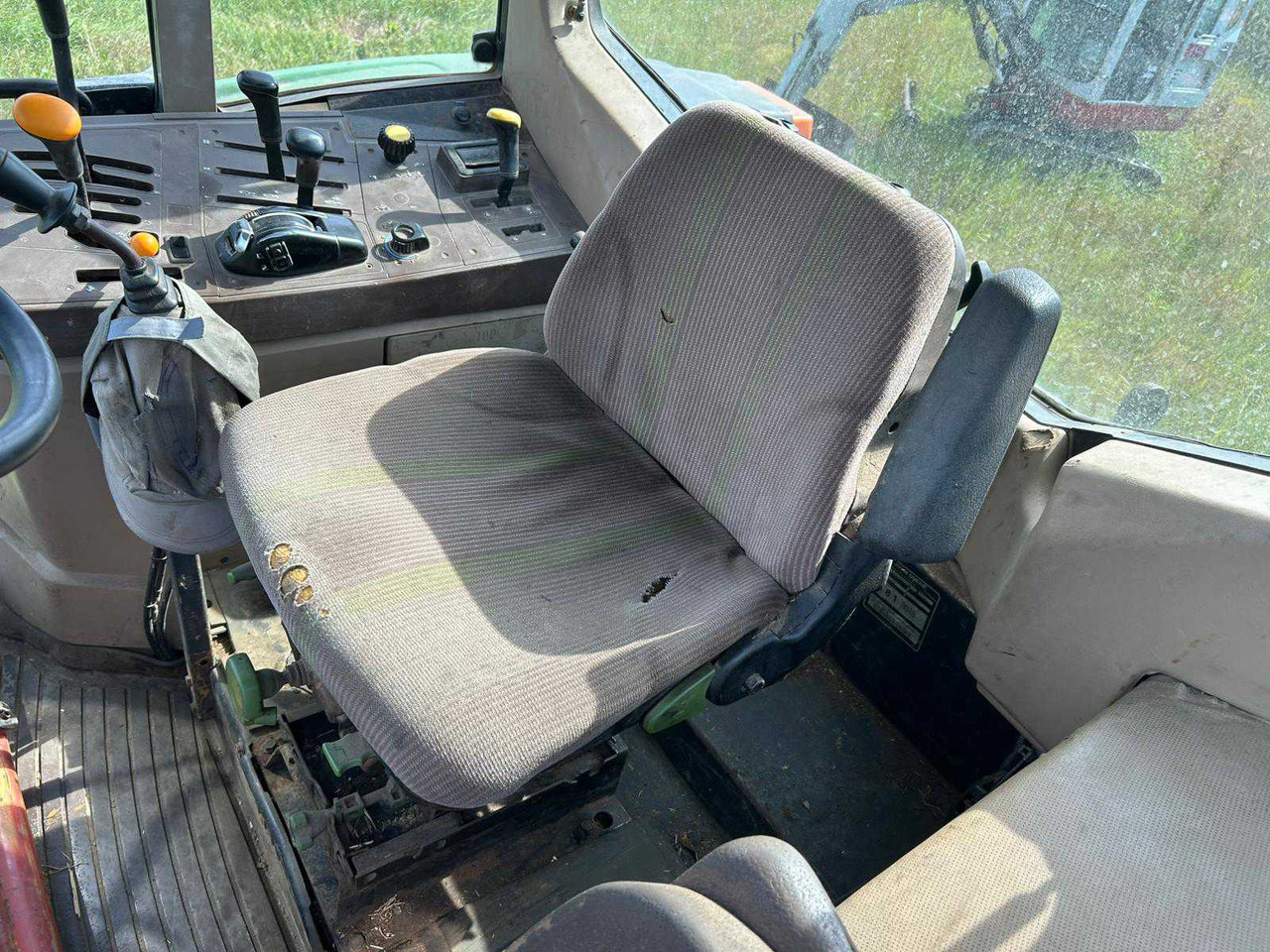 Traktor John Deere 6210: das Bild 8