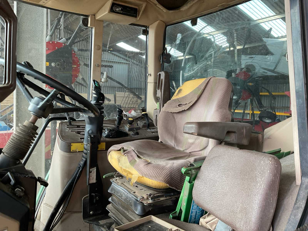 Traktor John Deere 6310: das Bild 15