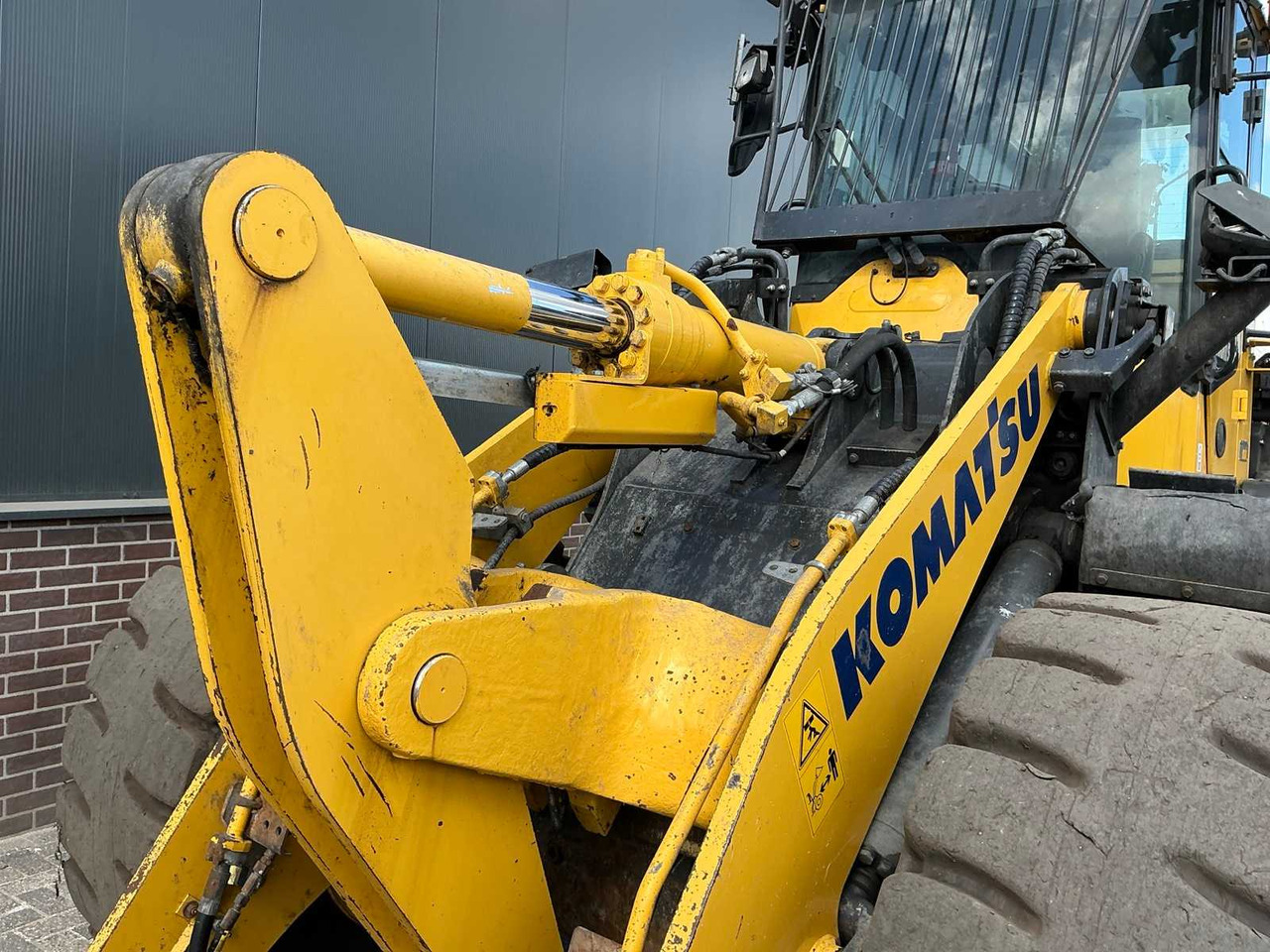 Radlader Komatsu WA270-8EO: das Bild 10