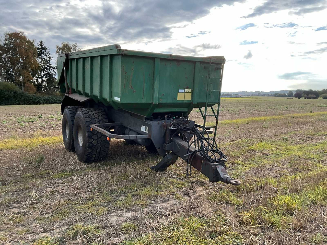 Krampe T24 - Landwirtschaftlicher Kipper: das Bild 3 Krampe T24 - Landwirtschaftlicher Kipper: das Bild 3