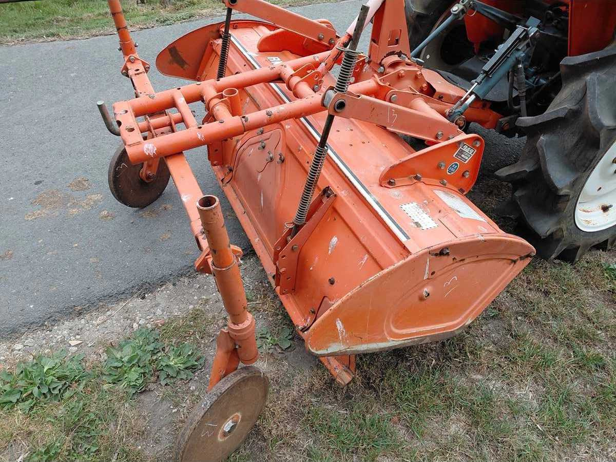 Kleintraktor Kubota B17: das Bild 17