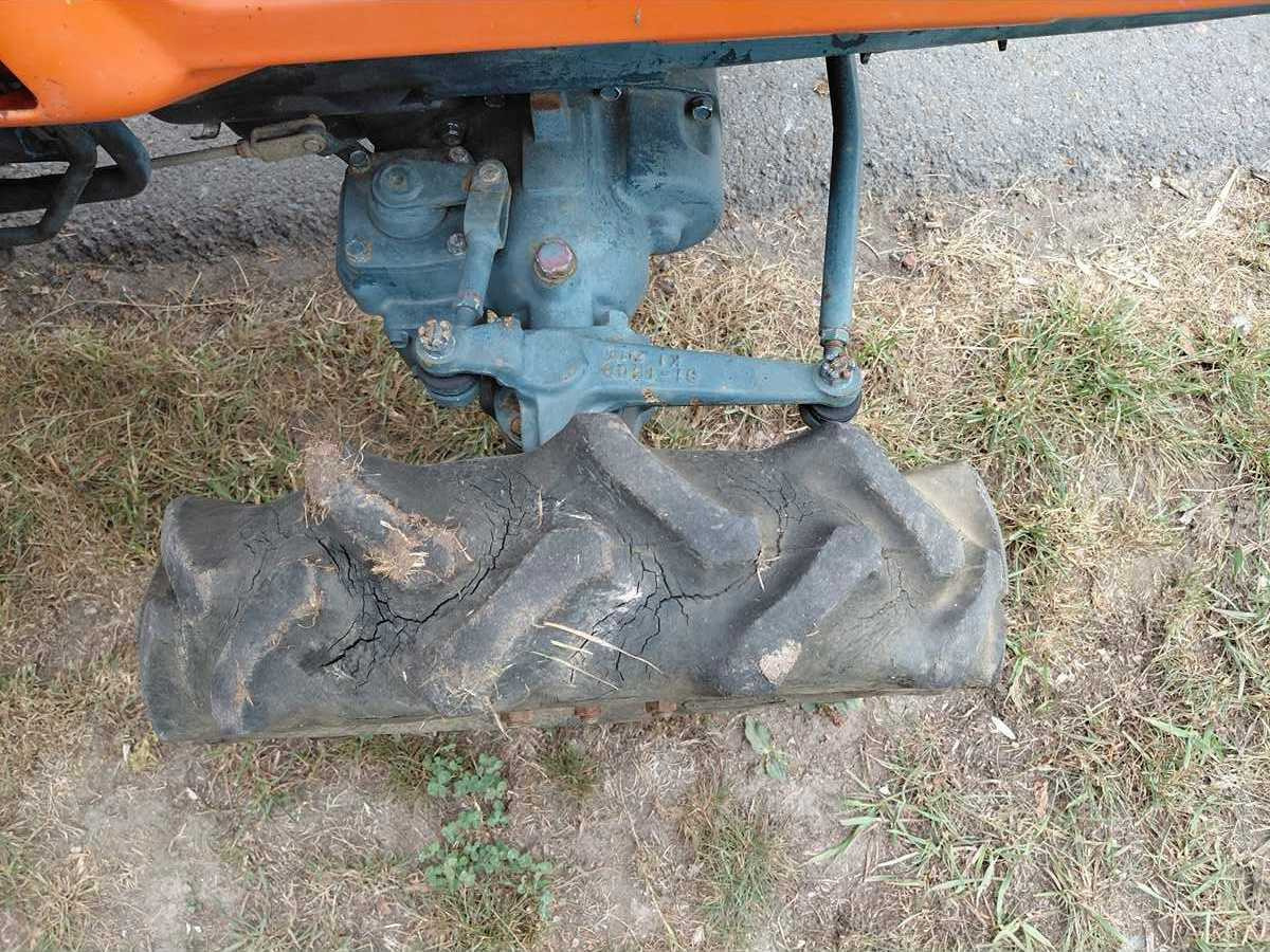 Kleintraktor Kubota B17: das Bild 14