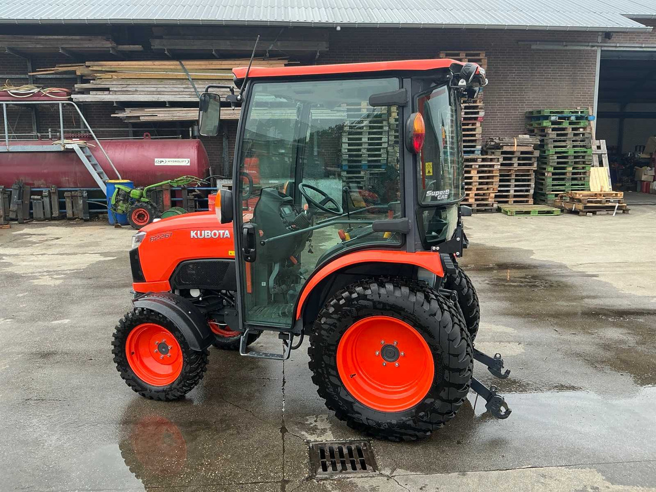 Kubota B2261 - Traktor: das Bild 2 Kubota B2261 - Traktor: das Bild 2