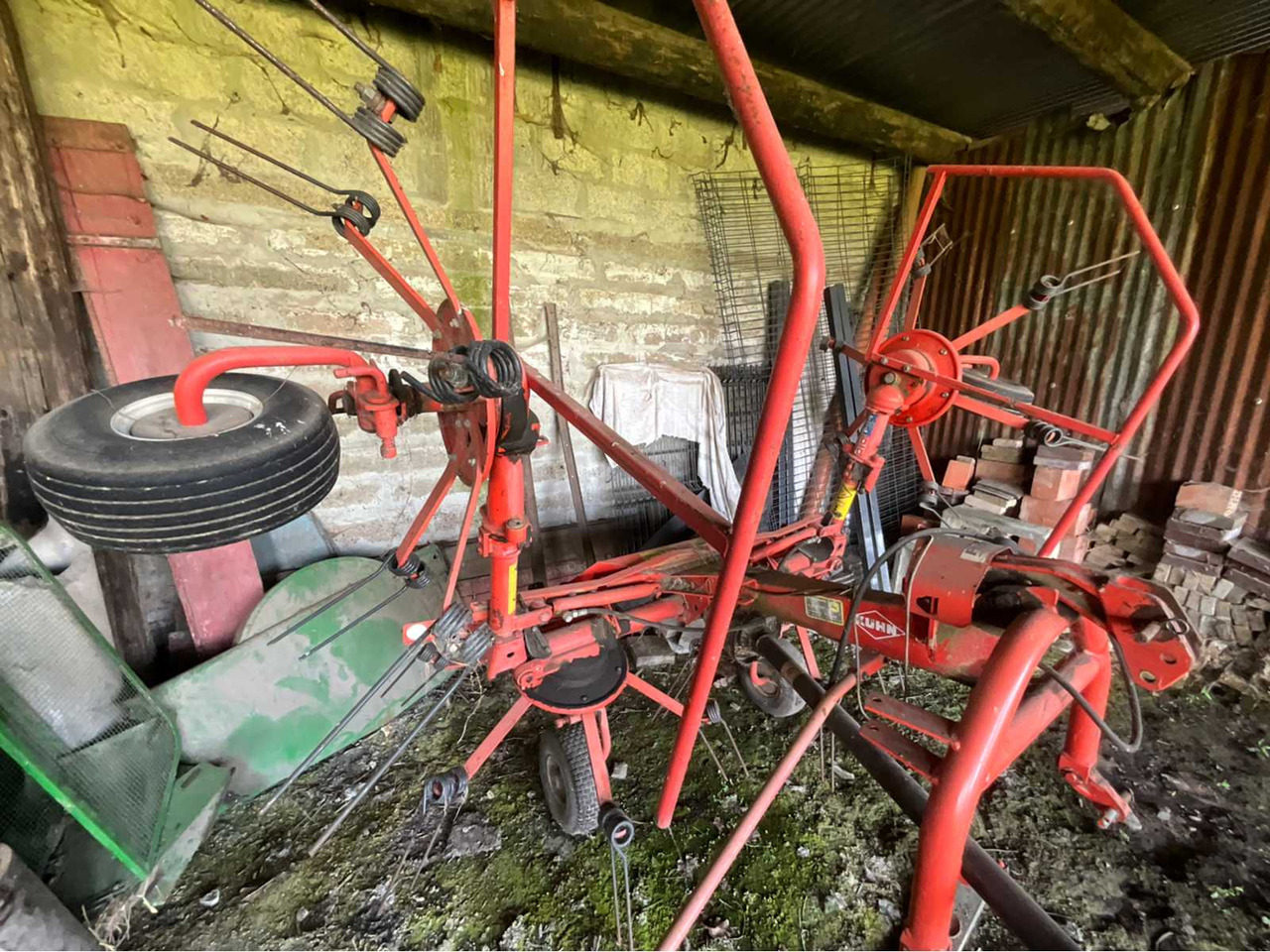Kuhn GF 5001 MH - Krautschläger: das Bild 2 Kuhn GF 5001 MH - Krautschläger: das Bild 2