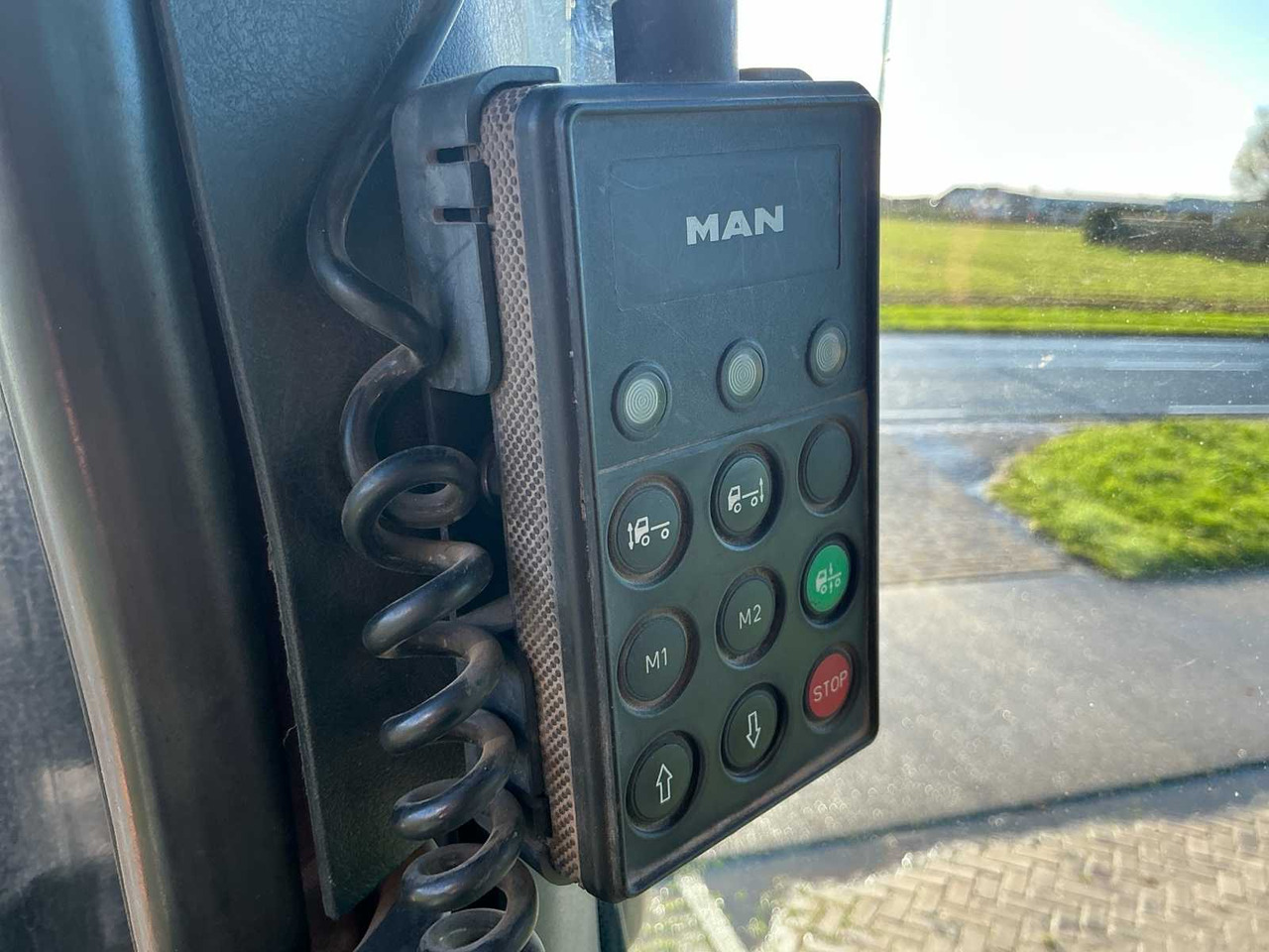 LKW 2002 MAN H17 TRUCK / CONTAINER TRUCK: das Bild 32 LKW 2002 MAN H17 TRUCK / CONTAINER TRUCK: das Bild 32