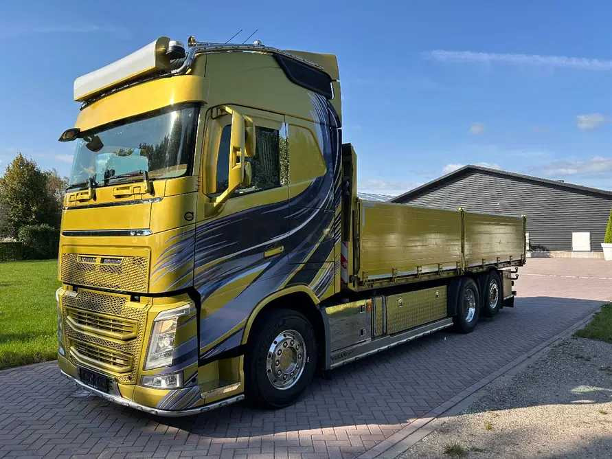 2013 VOLVO FH 520 MULTITRANSPORTER TIPPER / TIPPER FULL OPTIONS TRUCK - LKW: das Bild 1 2013 VOLVO FH 520 MULTITRANSPORTER TIPPER / TIPPER FULL OPTIONS TRUCK - LKW: das Bild 1
