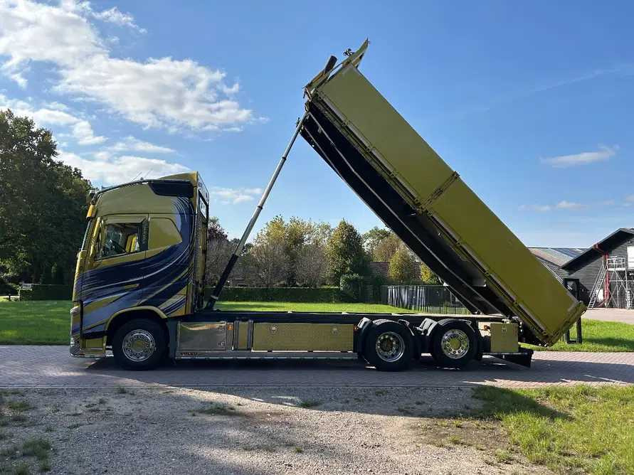 2013 VOLVO FH 520 MULTITRANSPORTER TIPPER / TIPPER FULL OPTIONS TRUCK - LKW: das Bild 4 2013 VOLVO FH 520 MULTITRANSPORTER TIPPER / TIPPER FULL OPTIONS TRUCK - LKW: das Bild 4