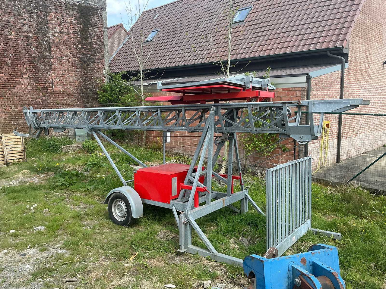 LMB 313 TL - Arbeitsbühne: das Bild 4 LMB 313 TL - Arbeitsbühne: das Bild 4