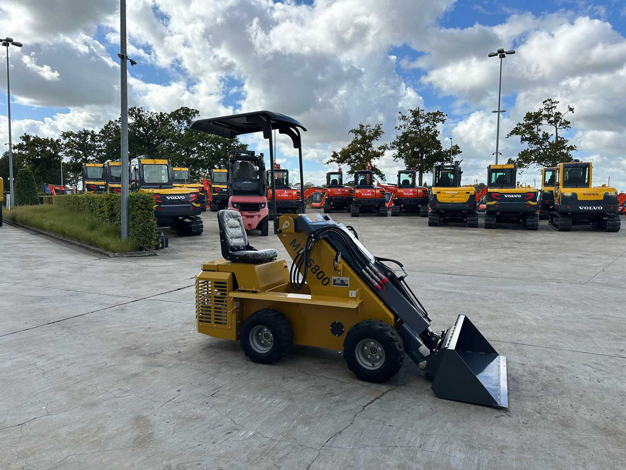 MACHPRO MP-S800 - Kompaktlader: das Bild 3 MACHPRO MP-S800 - Kompaktlader: das Bild 3