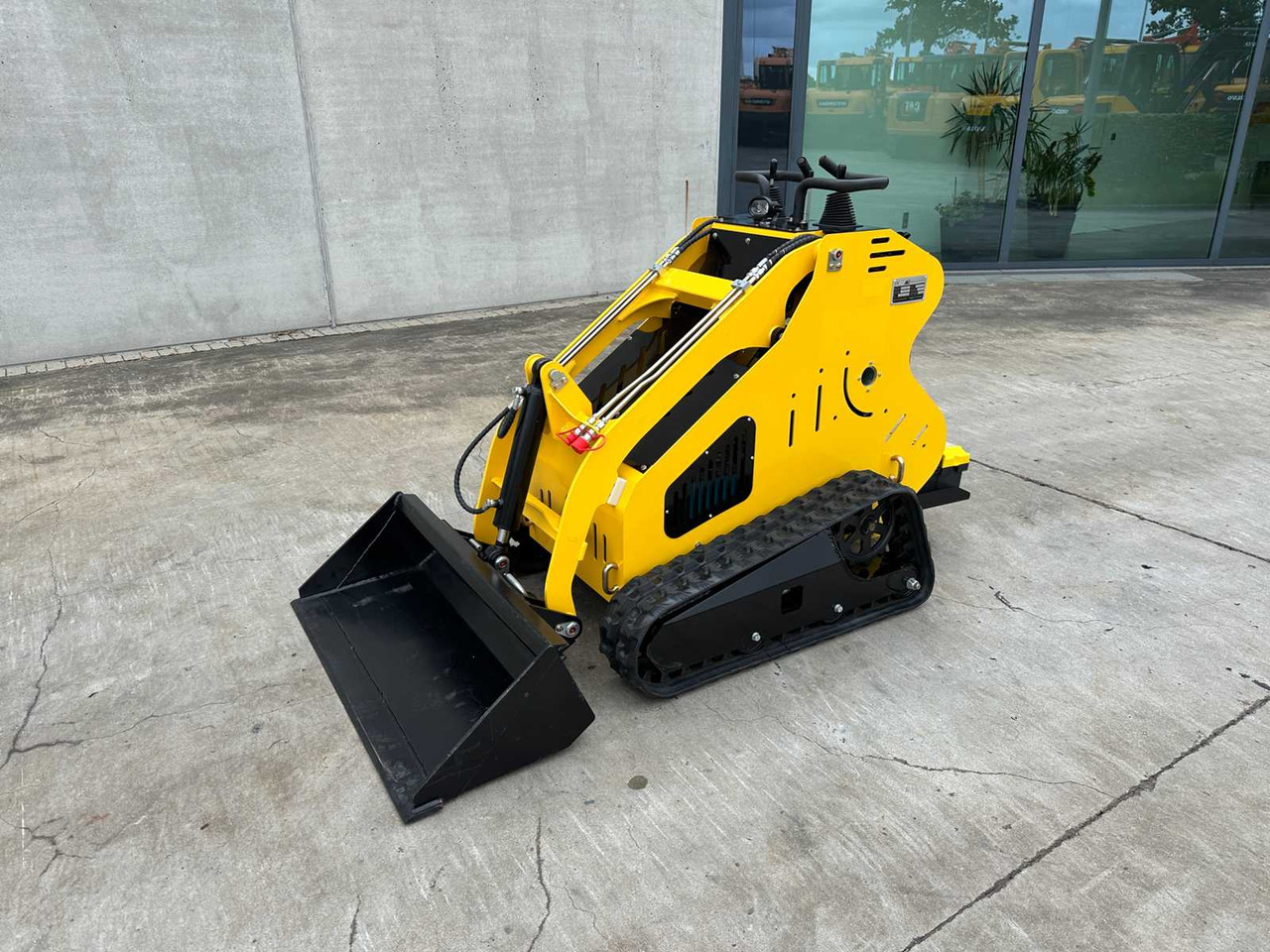 Machpro MP-S300 - Kompaktlader: das Bild 1 Machpro MP-S300 - Kompaktlader: das Bild 1