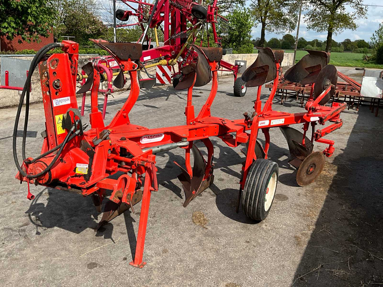 Maschio Gaspardo 4/95 - Pflug: das Bild 5 Maschio Gaspardo 4/95 - Pflug: das Bild 5