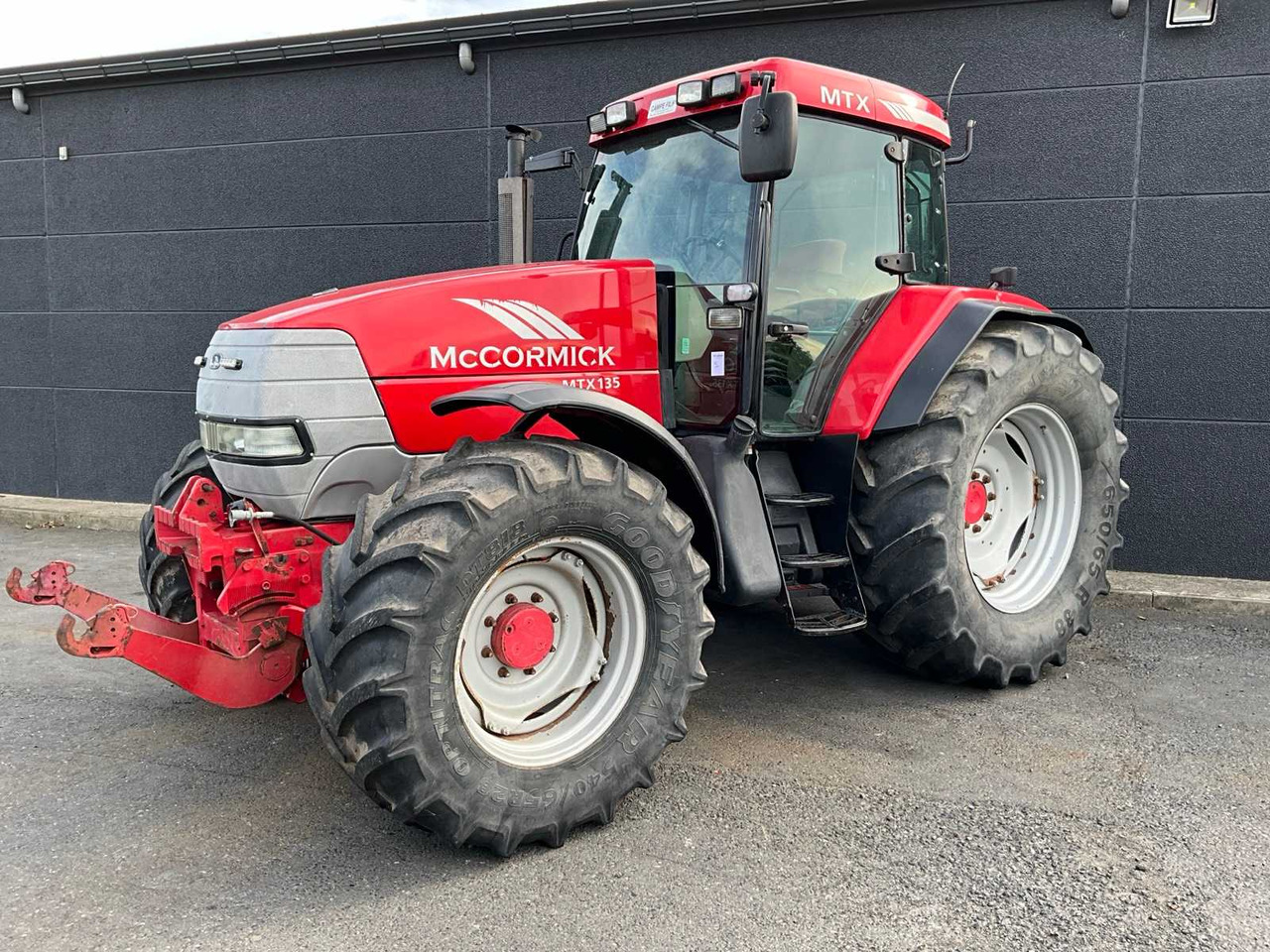 McCormick MTX135 - Traktor: das Bild 1 McCormick MTX135 - Traktor: das Bild 1