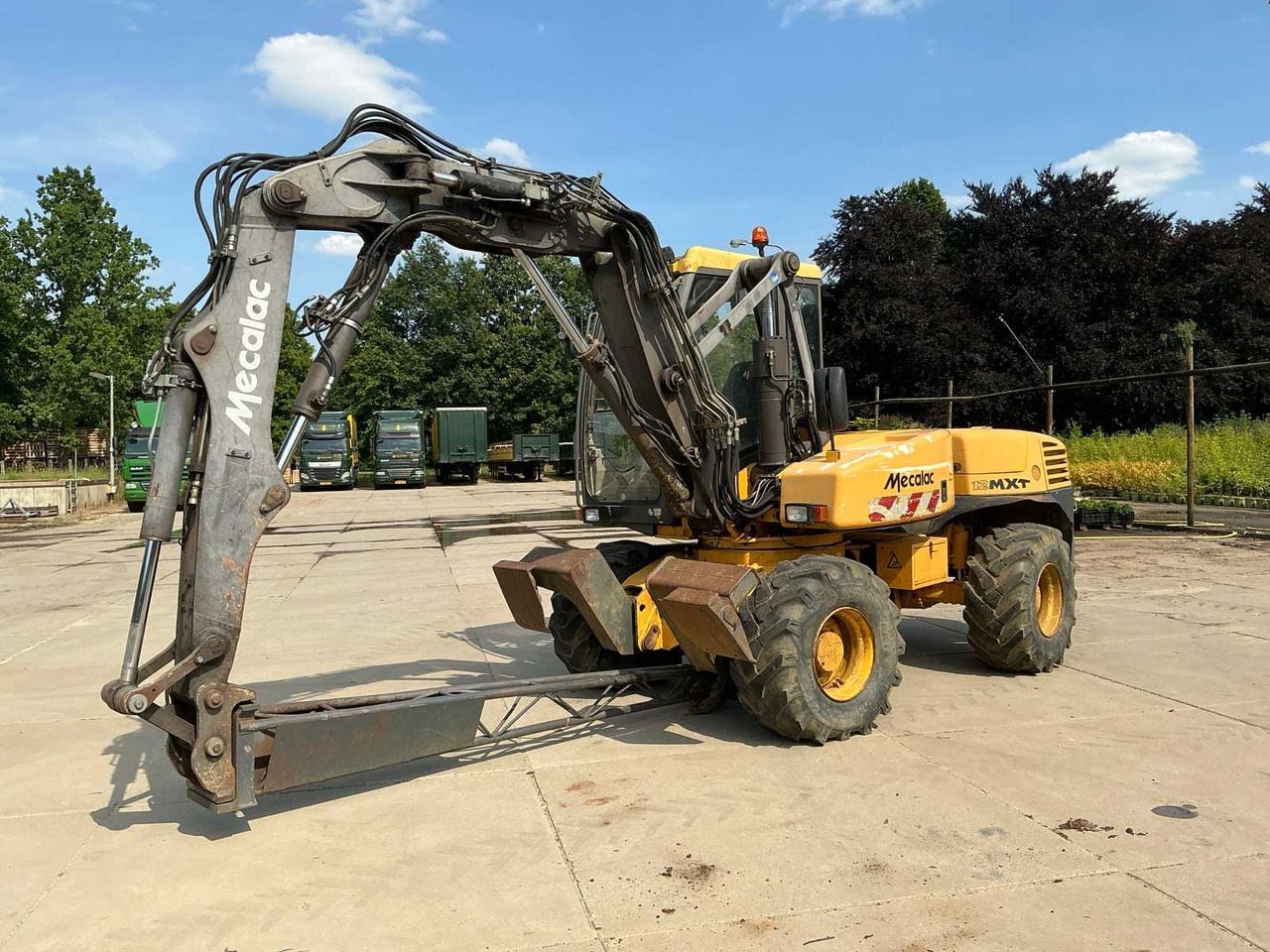 Mecalac 12MXT - Baggerlader: das Bild 1 Mecalac 12MXT - Baggerlader: das Bild 1