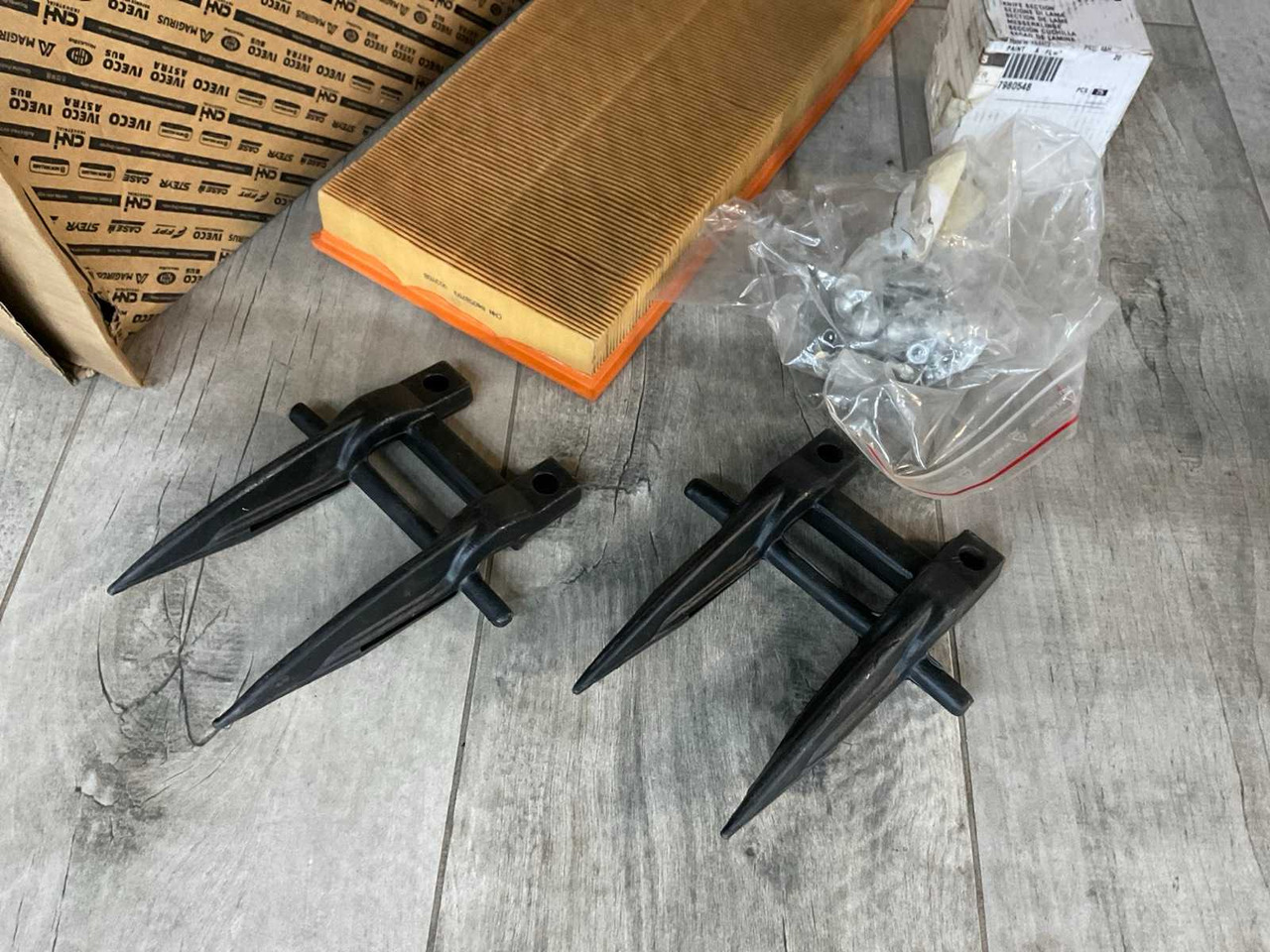 NEW HOLLAND CX 8060 COMBINE HARVESTER PARTS - Mähdrescher: das Bild 2 NEW HOLLAND CX 8060 COMBINE HARVESTER PARTS - Mähdrescher: das Bild 2