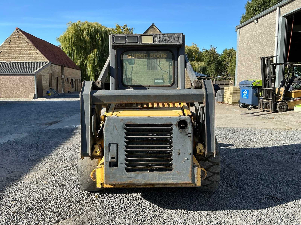 New Holland S170 - Kompaktlader: das Bild 4 New Holland S170 - Kompaktlader: das Bild 4