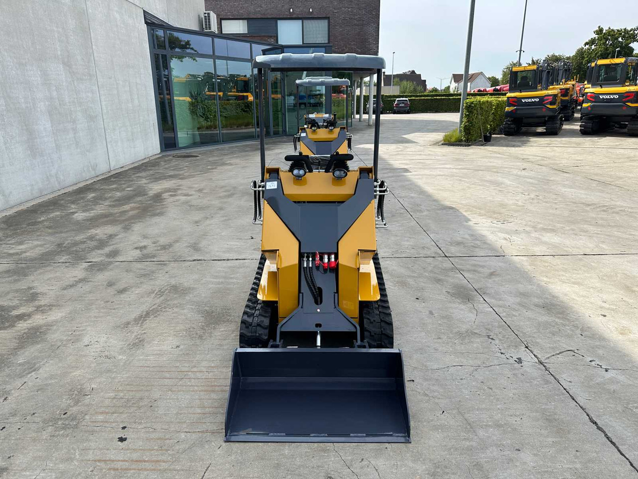 Newrick ZW380 - Kompaktlader: das Bild 2 Newrick ZW380 - Kompaktlader: das Bild 2