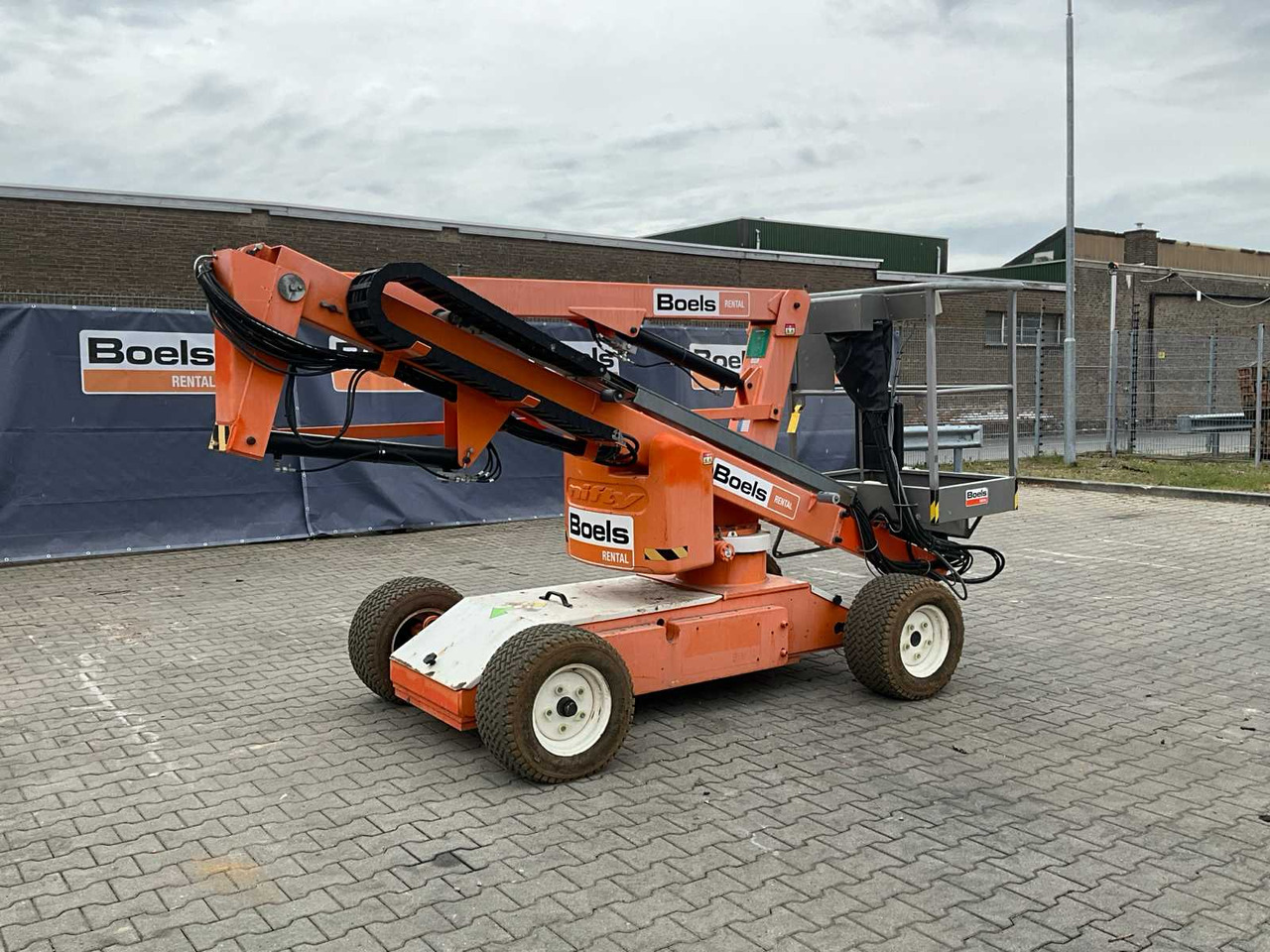 Niftylift Nifty HR12NE - Arbeitsbühne: das Bild 4 Niftylift Nifty HR12NE - Arbeitsbühne: das Bild 4