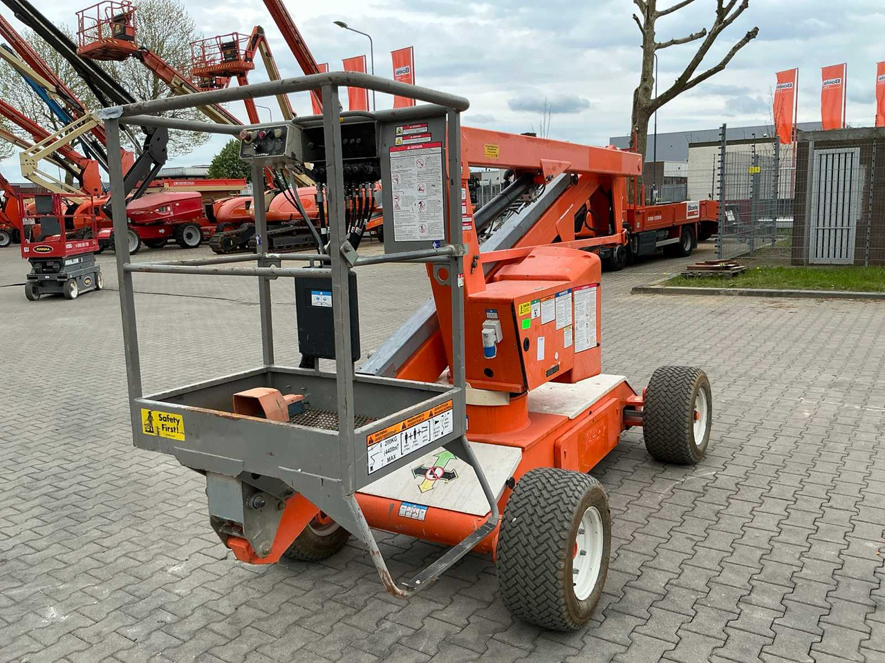 Niftylift Nifty HR12NE - Arbeitsbühne: das Bild 5 Niftylift Nifty HR12NE - Arbeitsbühne: das Bild 5