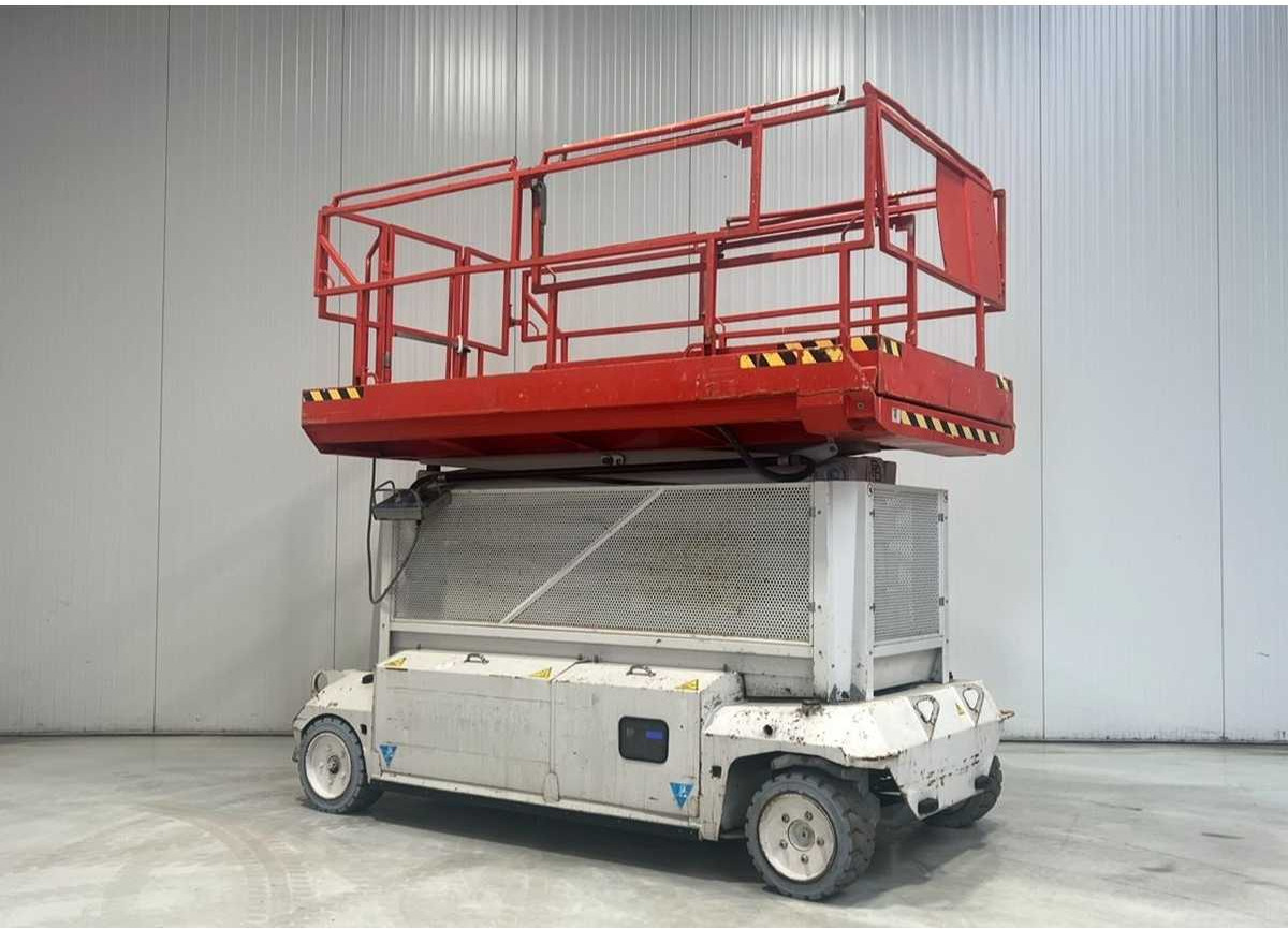 PB - 2014 - S151-12ES - AERIAL PLATFORM - SCISSOR LIFT WORKING HEIGHT 15,7M - Arbeitsbühne: das Bild 2 PB - 2014 - S151-12ES - AERIAL PLATFORM - SCISSOR LIFT WORKING HEIGHT 15,7M - Arbeitsbühne: das Bild 2