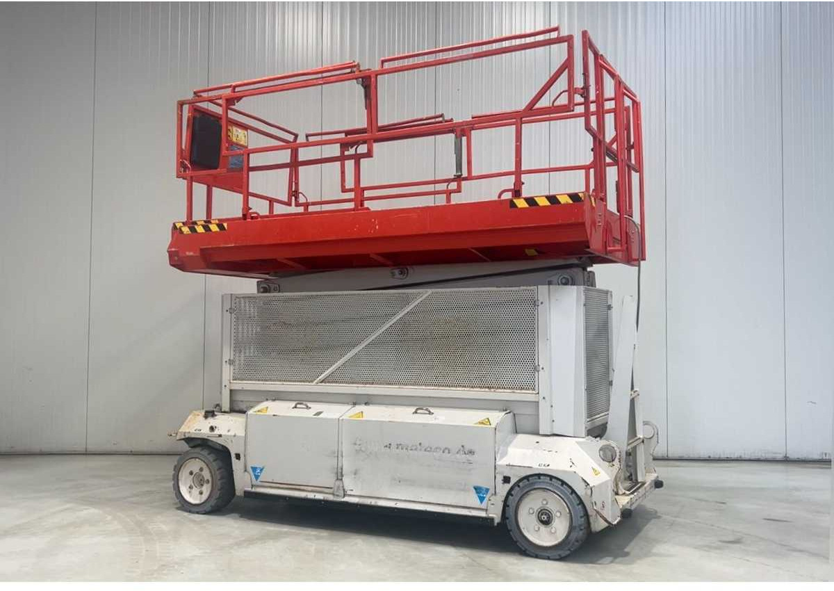 PB - 2014 - S151-12ES - AERIAL PLATFORM - SCISSOR LIFT WORKING HEIGHT 15,7M - Arbeitsbühne: das Bild 1 PB - 2014 - S151-12ES - AERIAL PLATFORM - SCISSOR LIFT WORKING HEIGHT 15,7M - Arbeitsbühne: das Bild 1
